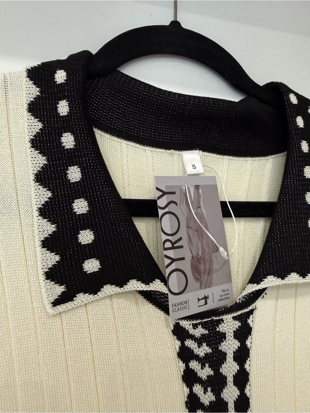 Cream Maxi Dress with Black Trim and Scallop Details - Picture 8 of 8